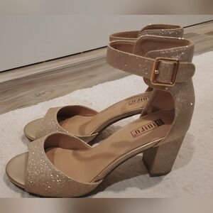 IDIFU Gold Glitter Block Heel Sandals. Size 7.5